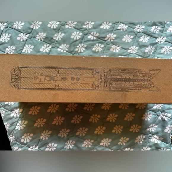 Dyson corrale copper hair style straightener. Brand new. - Picture 10 of 13